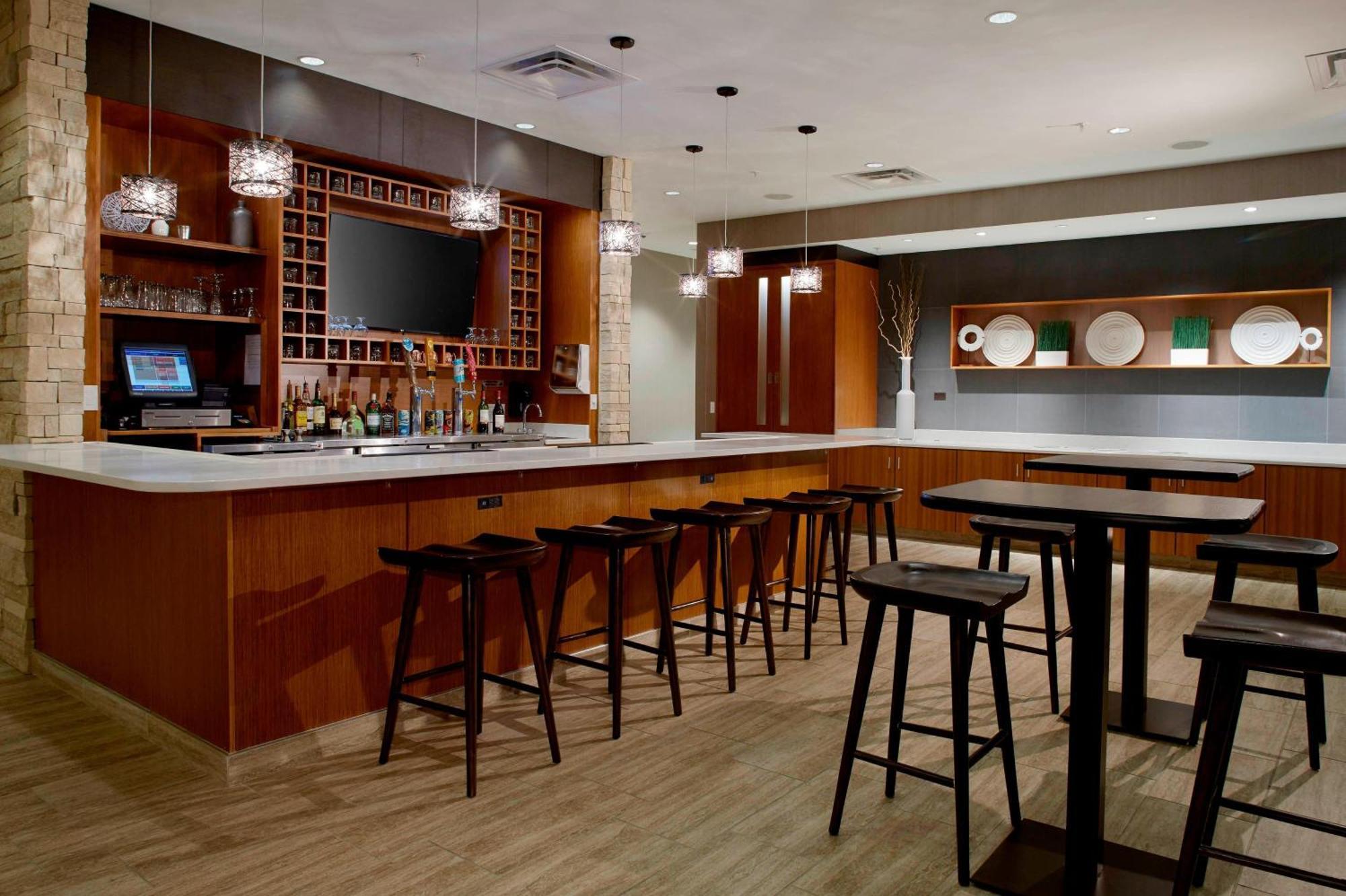 Springhill Suites By Marriott Dayton Биверкрик Экстерьер фото
