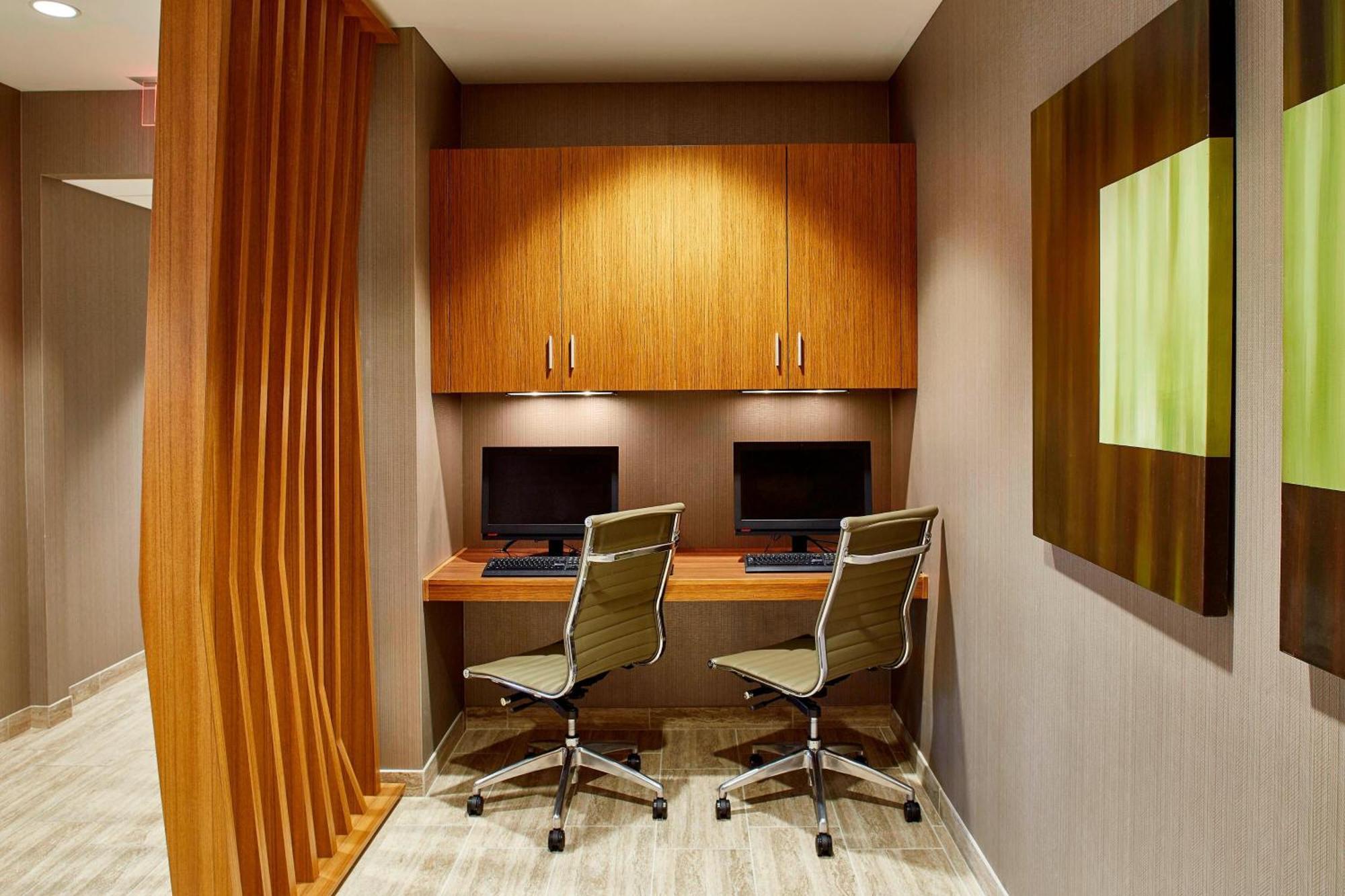 Springhill Suites By Marriott Dayton Биверкрик Экстерьер фото