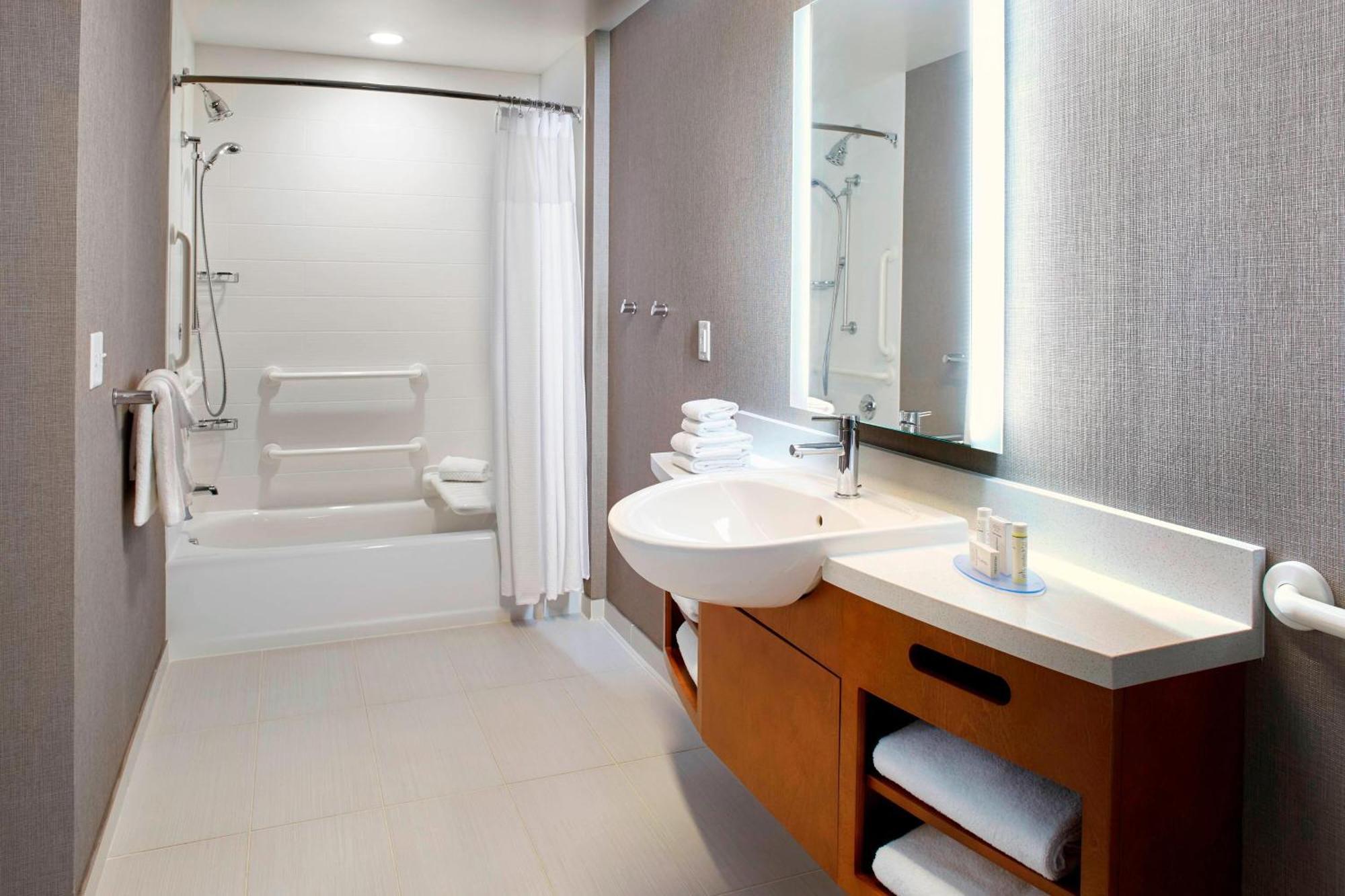 Springhill Suites By Marriott Dayton Биверкрик Экстерьер фото